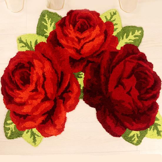 Pliušinis grindų kilimėlis Greitai džiūstantis Neslystantis pagrindas Rožės žiedo formos Kilimas Lengvai valomas Dekoratyvinis svetainės vonios kilimėlis