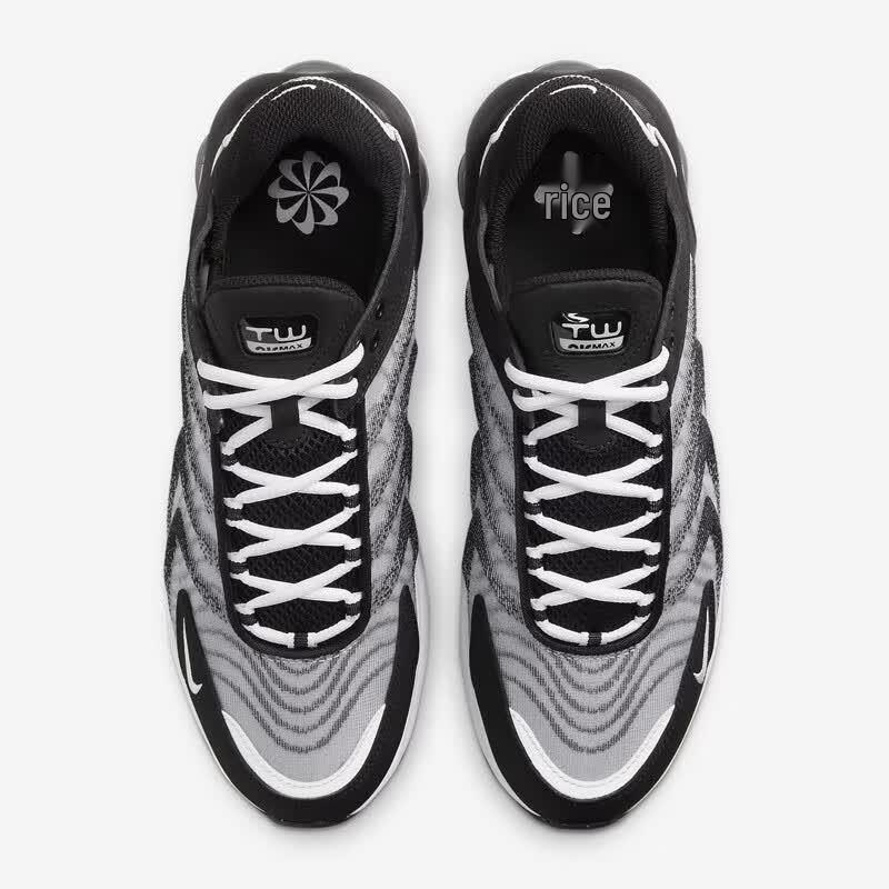 Nike Air Max TW Men's Lifestyle Sneakers