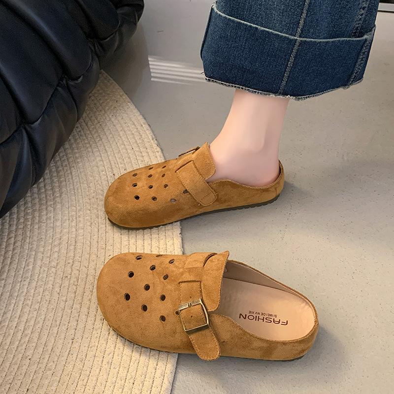 Thick-soled bag head and half slippers, women wear new hole shoes in summer, and a pair of cool slippers