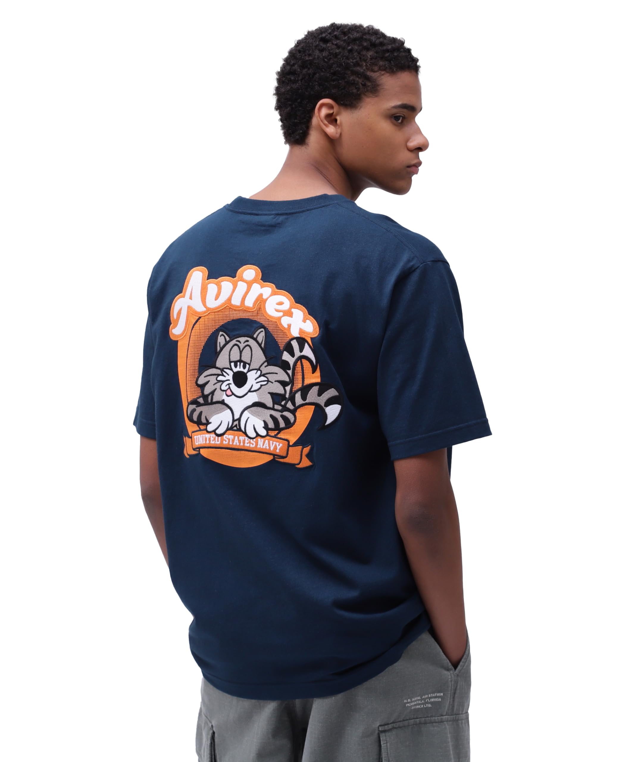 

AVIREX Вышивка Tomcat Футболка размера Tomcat (Эксклюзив ВЕБ&ДЕПО) Мужская футболка, M, Темно-синий, 783-5934020