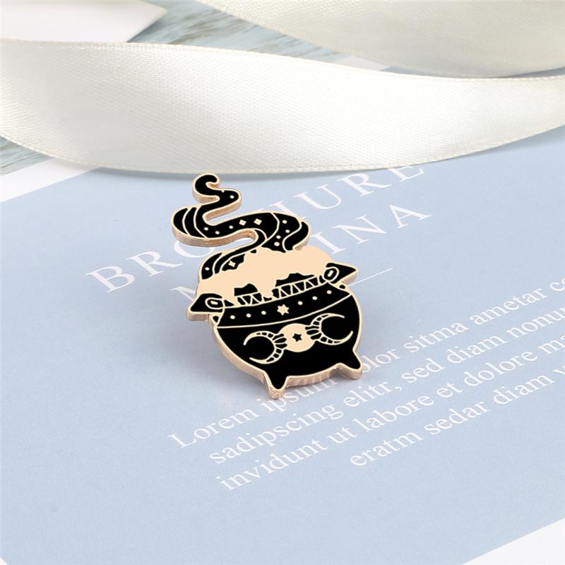 Witch Magical Stove Brooches Cartoon Creative Pins Bag Shirt Denim Lapel Pin Custom Badges Fashion Jewelry Gifts for Women Kids
