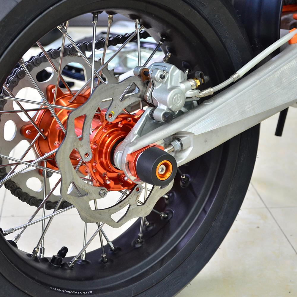 For KTM 690 Duke R SMC R Front Rear Shoes Axle Fork Crash Sliders Protector for 690 Duke R 690 SMC R 690 Supermoto Husqvarna 701