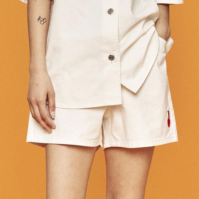 New MLB SS23 Heart Heart Series Denim Shorts Women's White 3FDPH0133-43CRS