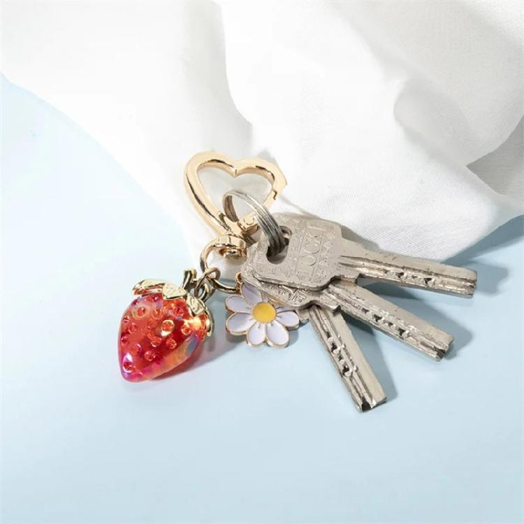 Llavero Decorativo Elegante de Fresa y Flor Colgante de Moda para Bolso Colgante de Teléfono Decoración Elegante para Bolso de Niña