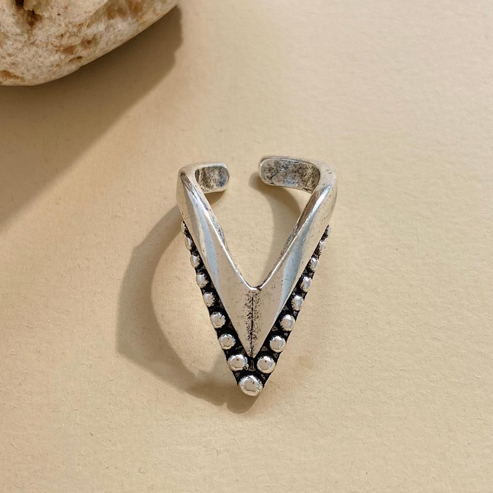 Unique style nail ring for women - trendy and elegant nail cover