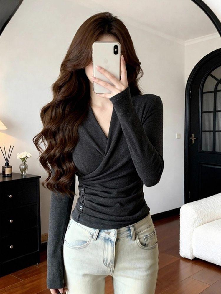 Women's Spicy Girl V-Neck Ruched Long-Sleeve Slimming Winter Top