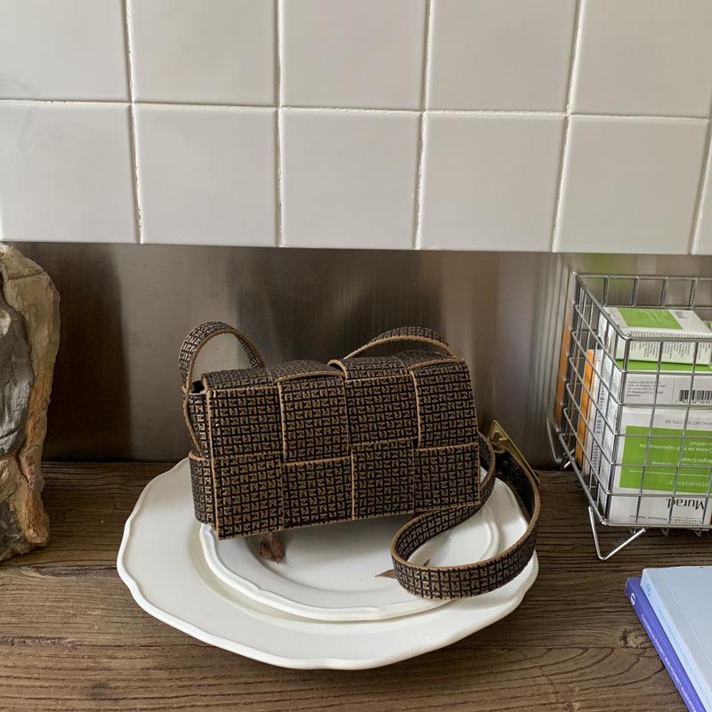 Niche design woven pattern small square bag women's bag autumn new splicing shoulder bag feeling crossbody women's bag