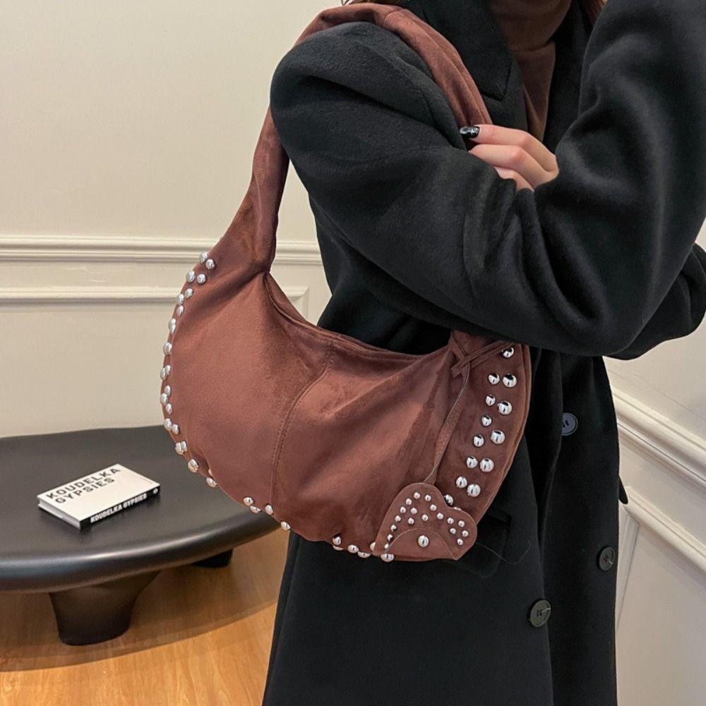 Large Capacity Locomotive Style Underarm Bag Fashion Design Rivet Shoulder Bag  Girls