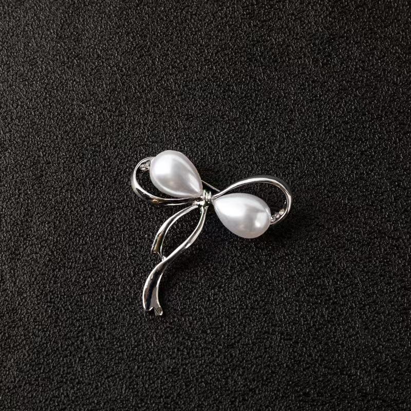 Matte Gold Pearl Wheat Ear Corsage Brooch for Women - High-End Versatile Pin with Anti-Exposure Design