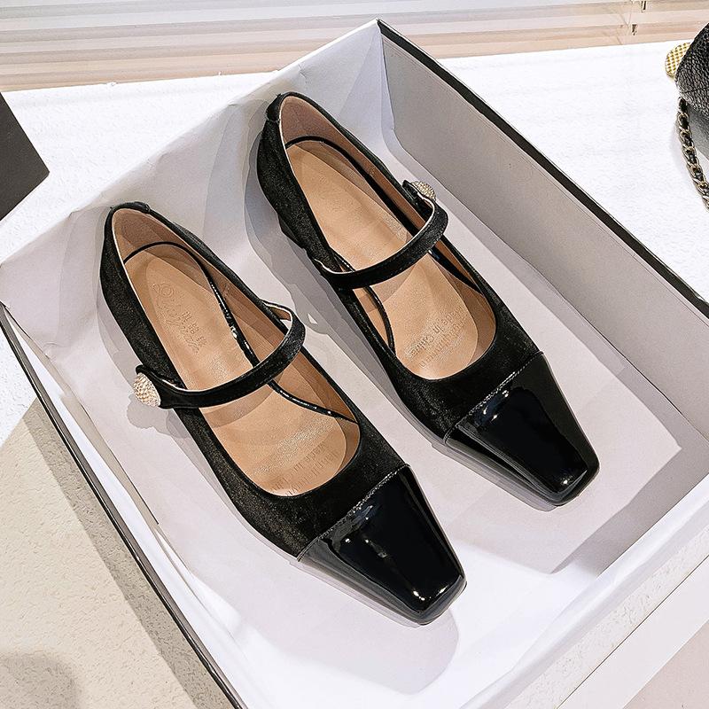 French Mary Jane shoes thick heel splicing small fragrant single shoes middle heel 2025 new one-word with square head high heels