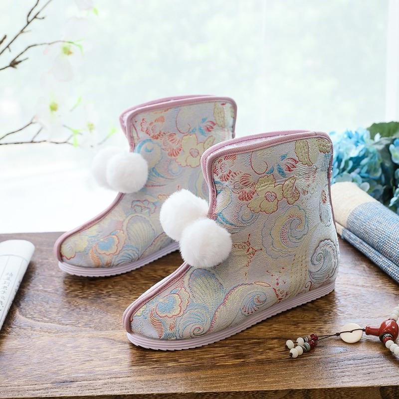 Fashion Women's Winter Short Boots Plush Warm Handmade Cotton Shoes Ethnic Embroidered Flat Women Ankle Snow Booties Zapatos Para Mujer