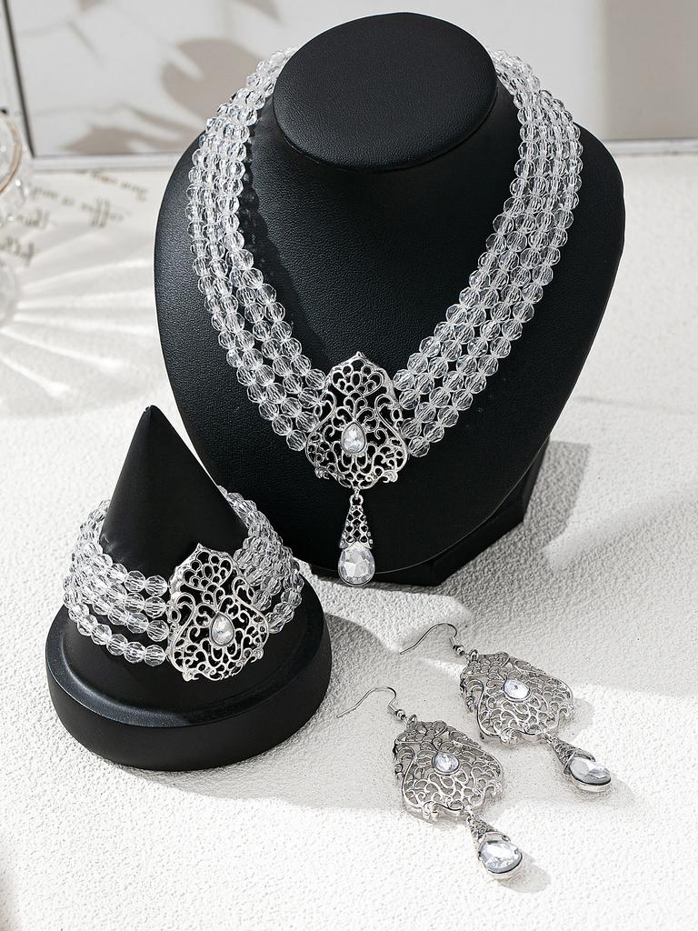Retro Classic Hollow Rhinestone Inlaid Necklace Fashion Temperament Light Luxury High Sense Bracelet Set