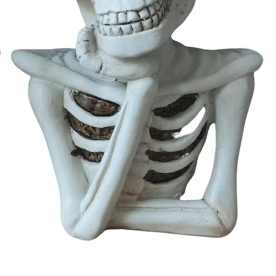 2 Pcs Gothic Skeleton Figurine Creepy Halloween Skull Statue Realistic Resin Tabletop Ornament for Home Office Bookshelf Indoor Decoration