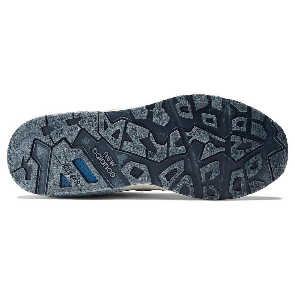 MT580MD2 New Balance Men's 580 'Grey Day' Raincloud with NB Navy and Silver Metallic MT580MD2