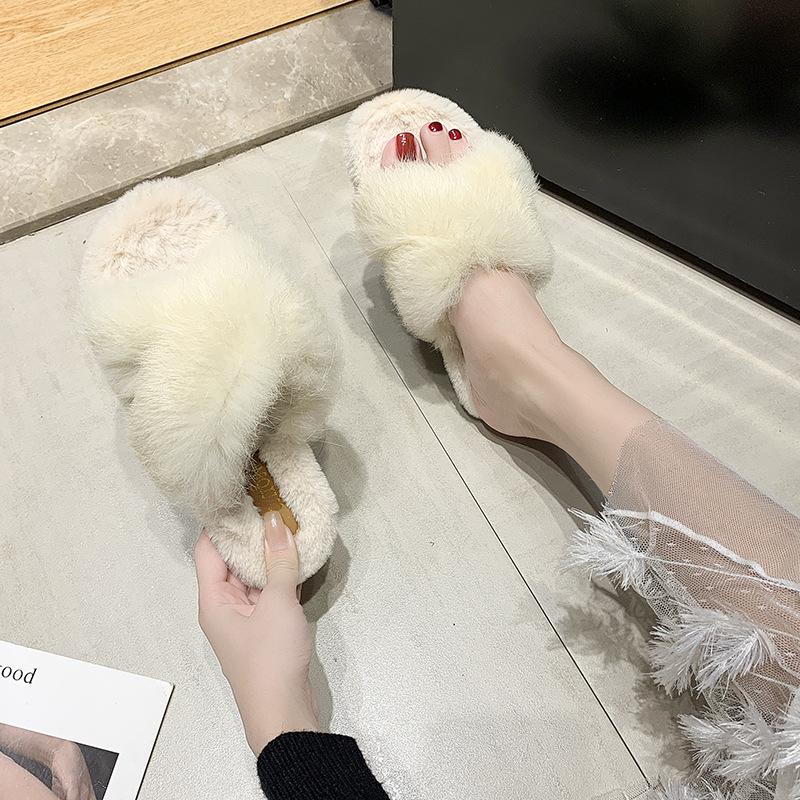 2025 new Mao Mao slippers women's cross-word outer wear home thermal cotton slippers flat-bottomed versatile cotton slippers