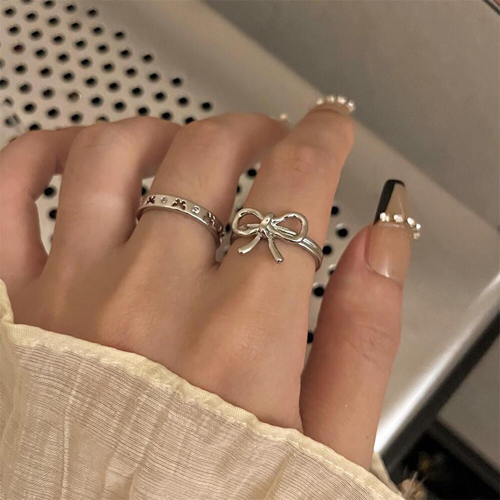 2Pcs Adjustable Open Bowknot Rings Adjustable Stackable Thumb Open Rings Set Women Birthday Gift for Mom Wife Girls