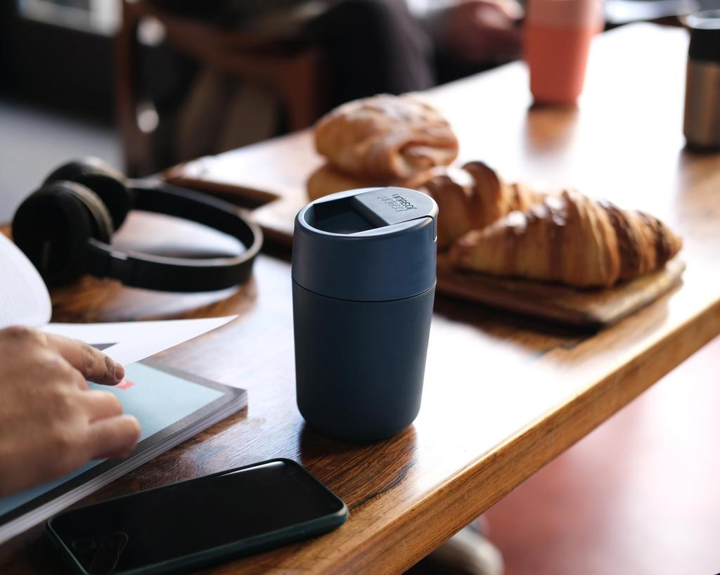 Joseph Joseph Ship Travel Mug, CoffeeTea Cup with Lid, 340ml, Blue [Authentic] 81124