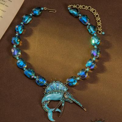 Vintage Schwertfisch Strass Anhänger Glasperlen Halskette Brosche Leichter Luxus Temperament Hochwertig Emaille Antik Damenschmuck