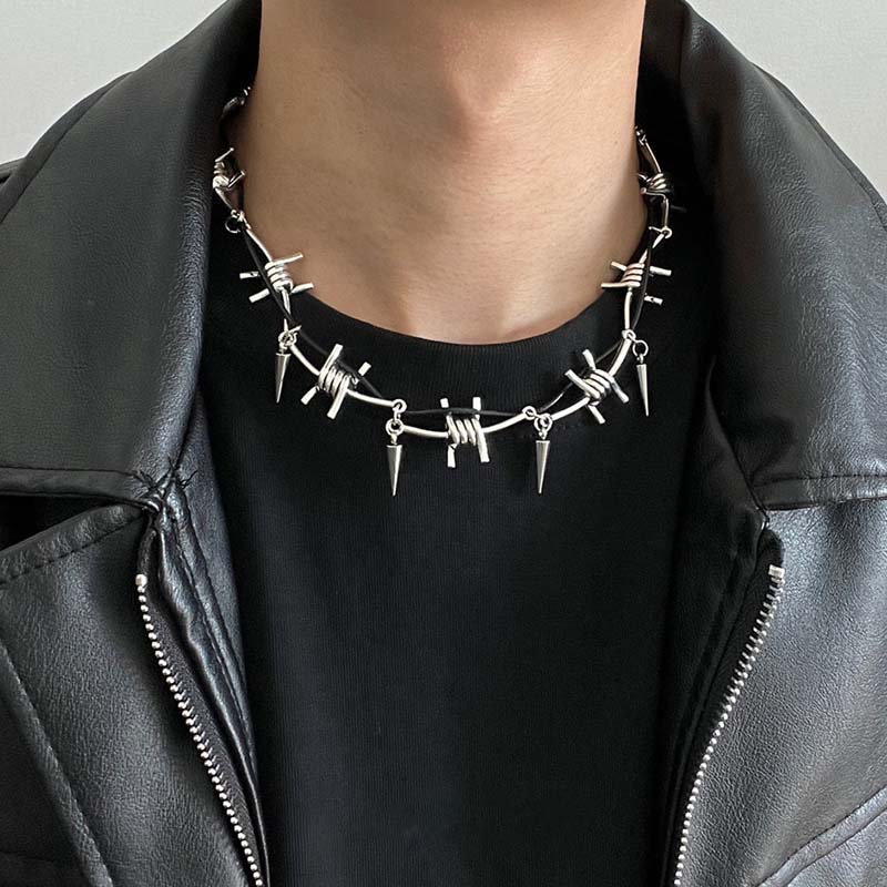Punk Metal Thorn Rivet Choker Necklace For Men Woman Gothic Hip Hop Silver Color Clavicle Chain Necklace Jewelry Accessories