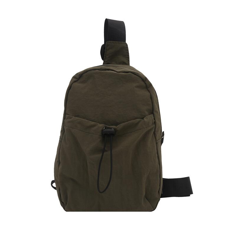This year's popular solid-color bag women's 2025 new breast bag trendy sports single shoulder simple oblique span casual mobile phone bag