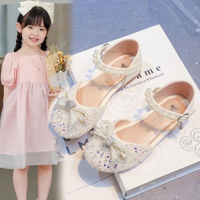 

Полубосоножки для девочек, милые бантики, детская обувь для танцев, свадебная вечеринка, лето 2025, новая коллекция, туфли принцессы для девочек, милые бантики, блестящие, модные 23 бежевый