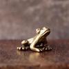 Brass Frog Statue Ornament Retro Animal Figurines Tea Pet Desktop Home Office Decor Mini Micro Garden Landscaping Decoration