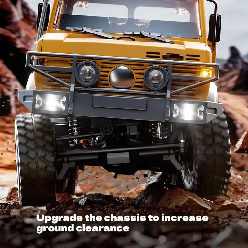 The New C8823 RC Off-Road Remote Control Car 1:18 Unimoc Six-Wheel Drive Full-Scale Climbing Car Male Gift.