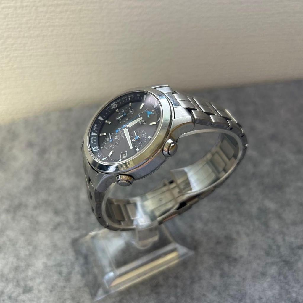 Used CASIO OCEANUS OCW-10 Radio Solar Chronograph CASIO OCEANUS Wave Ceptor Wristwatch