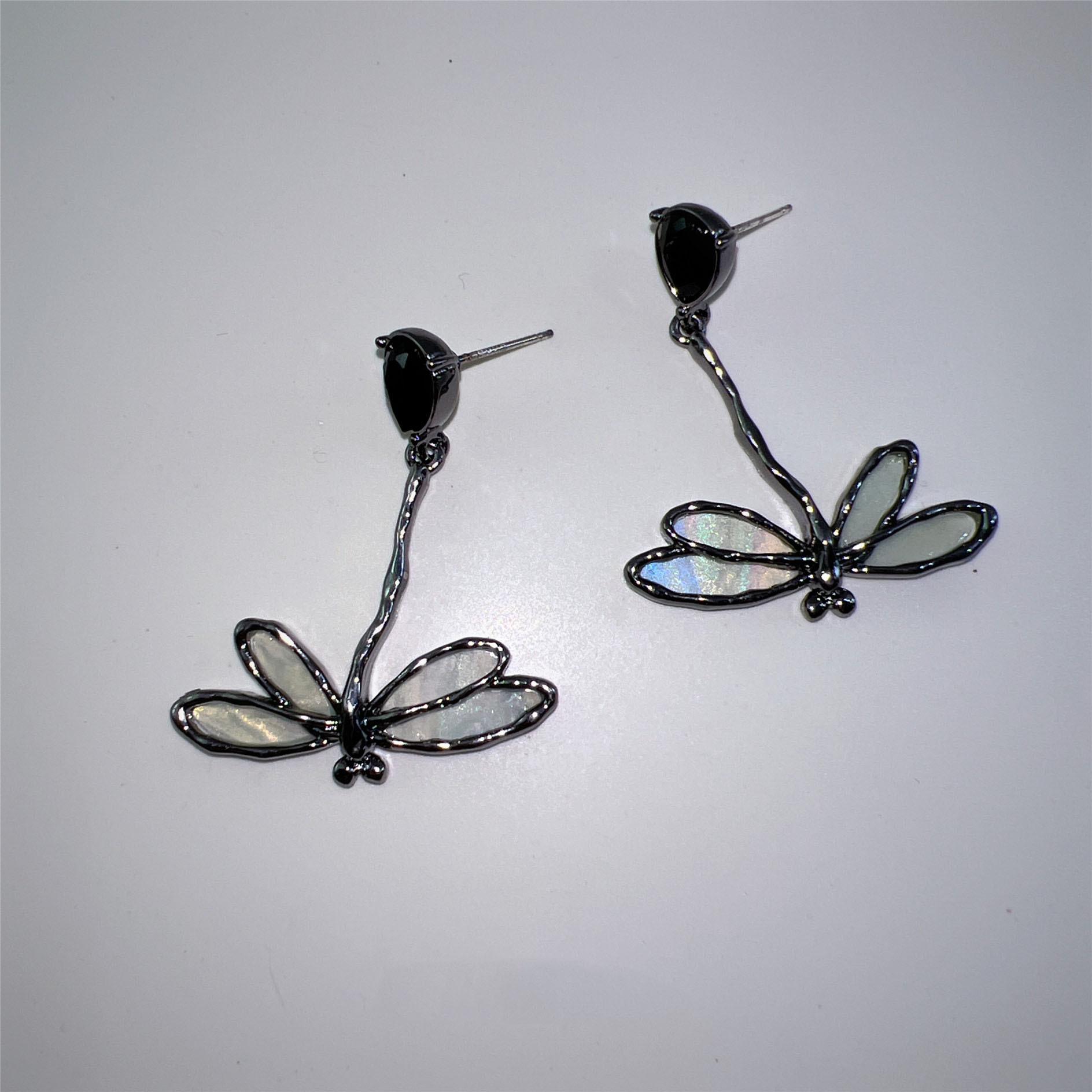 

Y2k Black Dragonfly Choker Necklace for Women Gothic Party Jewelry Accessories