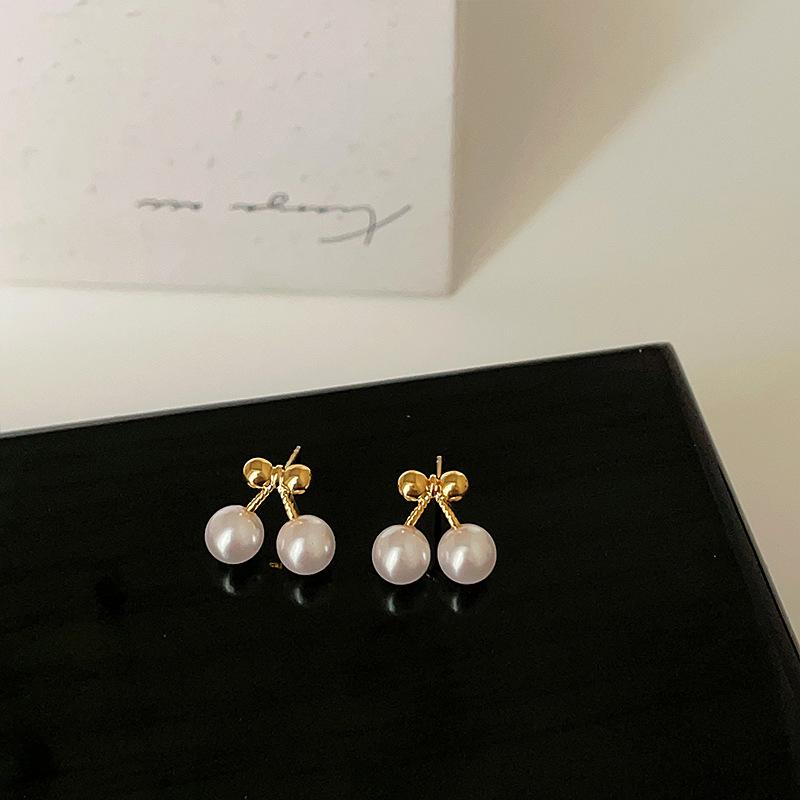 Small Exquisite Cherry Pearl Metal Stud Earrings Female Niche Personality Simple Temperament Fashion Versatile Earrings Earrings
