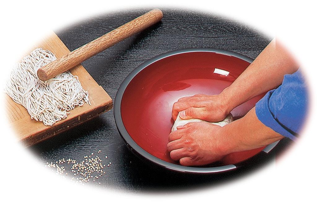 Mitani Yamanaka Lacquerware Serving Black with Red M12952 Dish, 12.0cm, Interior,