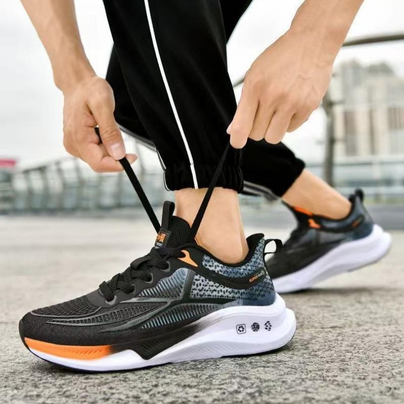 Fashion Cheap Summer Men Breathable Sport Shoes Professional No Slip Damping Men Running Sneakers Luxury Tenis Training Shoes Zapatillas