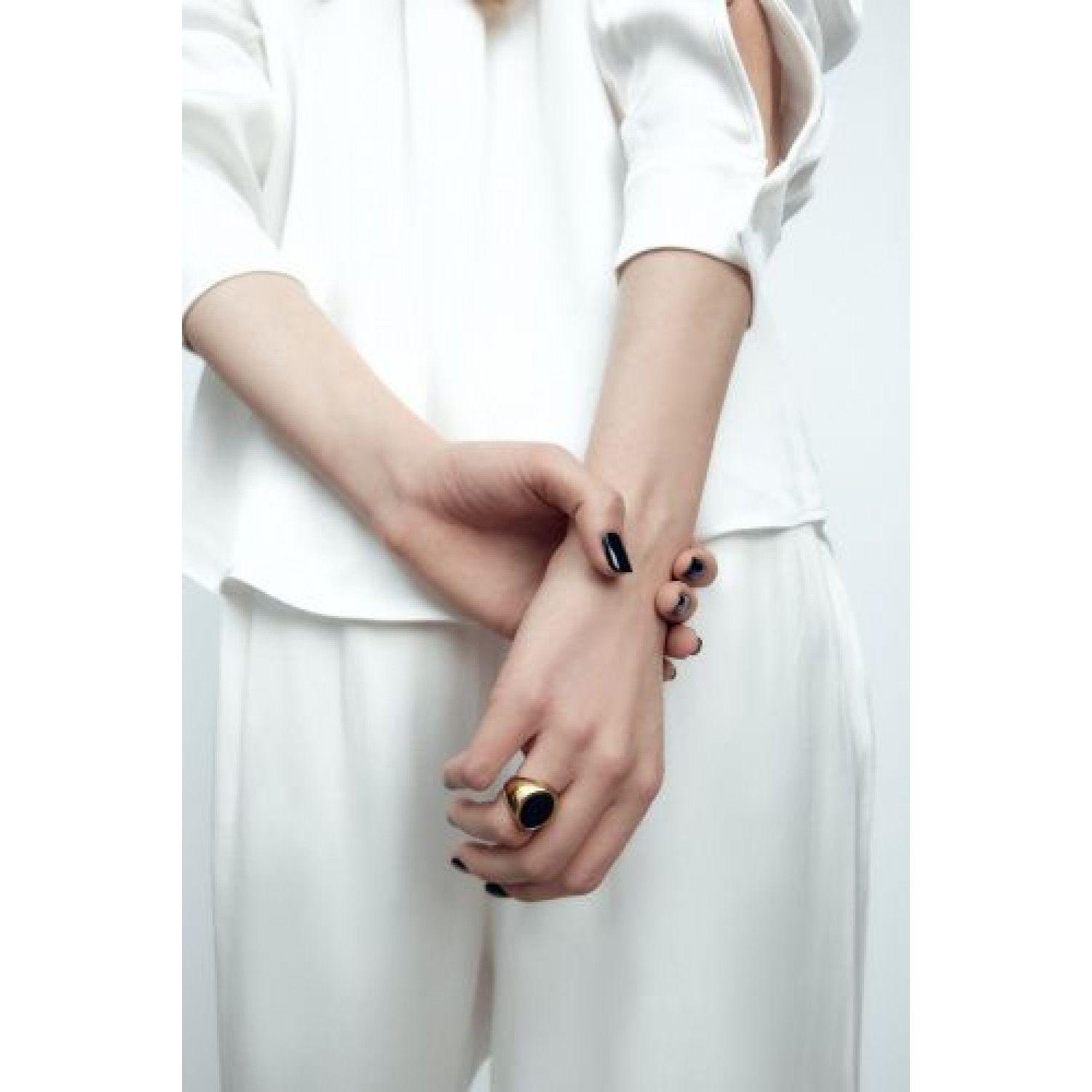 

ENAMELLED SIGNET RING