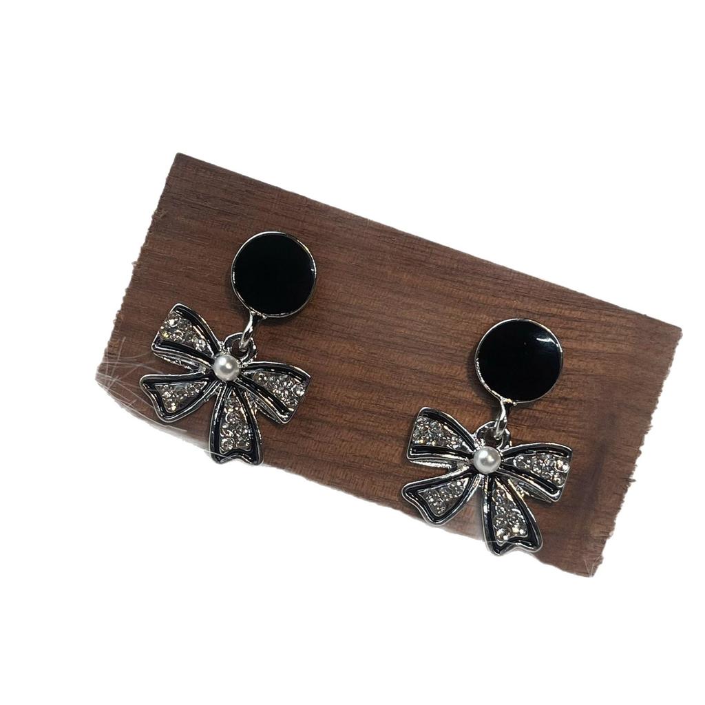 Bow High-end Temperament Black Simple Jewelry Stall Versatile Stud Earrings Exquisite Temperament