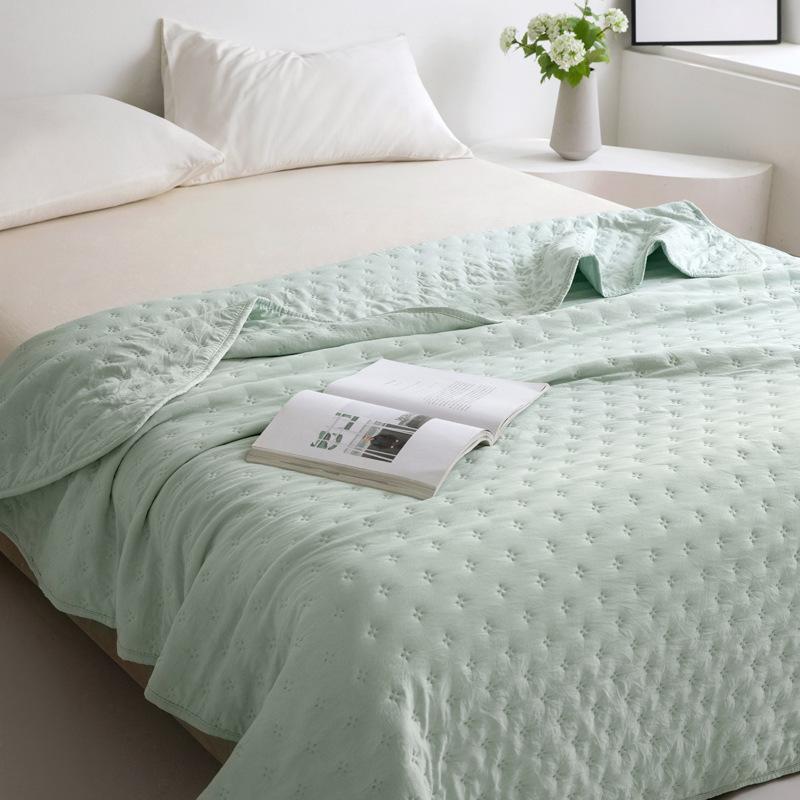 Super Soft Quilt Modern Solid Color Cool Bedspread On The Bed Home Summer Blanket For Single Double Bed