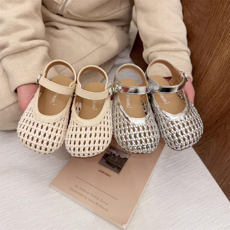 Youth Style Shoes Girls Sandals With Mesh Weave Design Closed Toe Soft Rubber Sole Princess Style Slip-On Shoes Kids