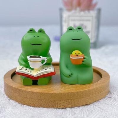 Mini Frog Figurine Resin Frog Sculpture with Rocking Chair Small Healing