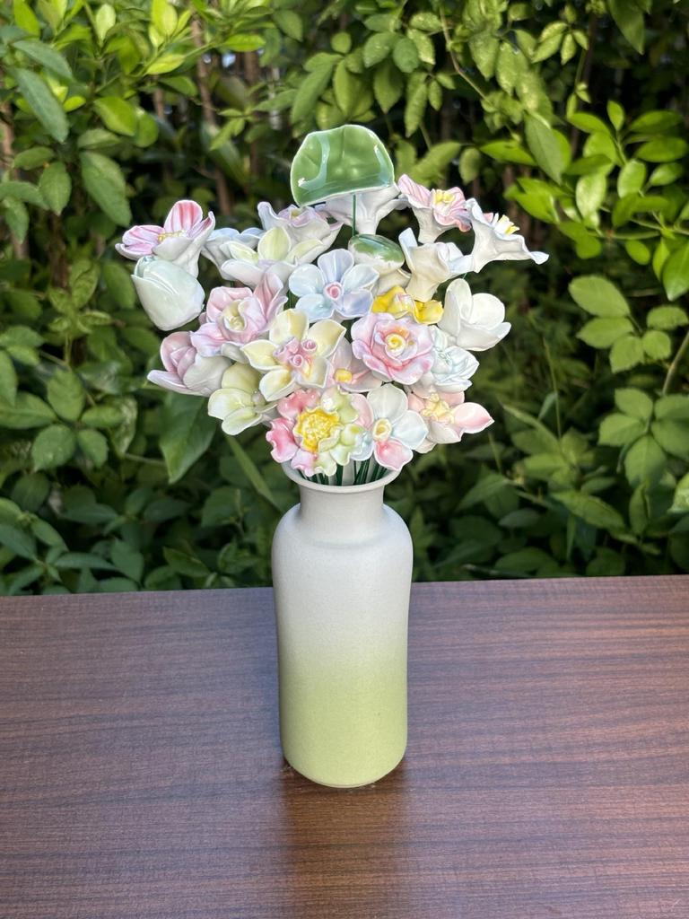 Handmade High-Temperature Ceramic Flower Bouquet Ornament