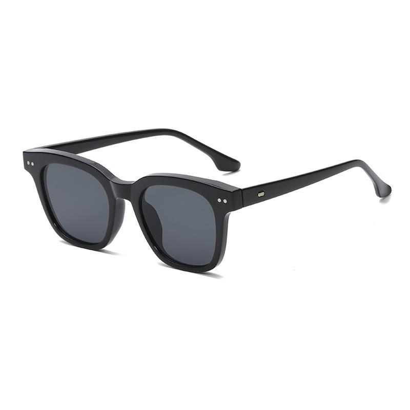 New TR90 Sunglasses Korean Style Trendy Retro Internet Celebrity Sunglasses for Men and Women UV Protection Flat Lens Sunglasses Black Frame Black Gray