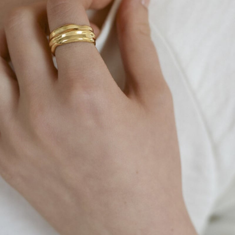 objecteso Three pleat ring