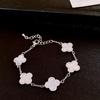 French-style exquisite cubic zirconia flower bracelet, a luxurious and high-end piece, fashionable and versatile, with a unique design