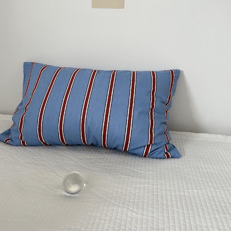 Pure Cotton Pillow Set: Includes Single 48x74cm Pillowcase, Pair of Pillow Inserts, Liner, and Cover.