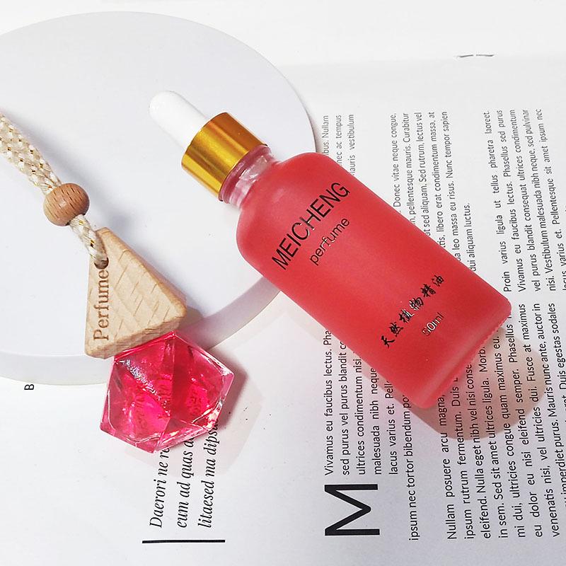 High-End Car Perfume Pendant: Essential Oil Hanging Diffuser for Men and Women Fragrance