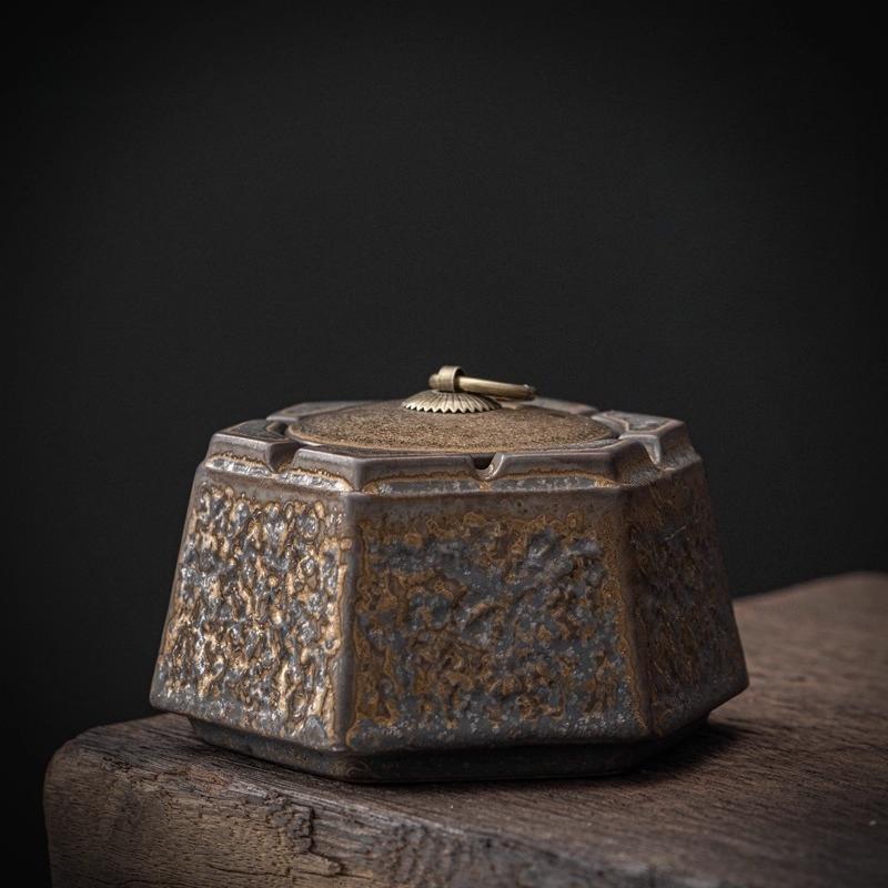 Gilded Glaze Covered Ashtray Home Creative Retro Anti Fly Ash Ashtray Living Room and Office Ashtray