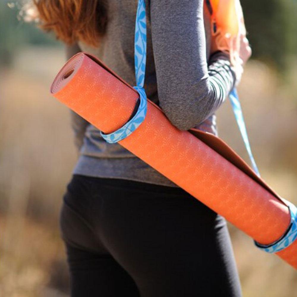 HUGGER MUGGER Simple Sling Yoga Mat Carrier