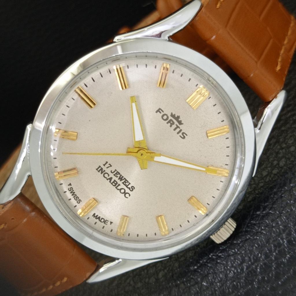 

ВИНТАЖНЫЕ ШВЕЙЦАРСКИЕ МУЖСКИЕ ЧАСЫ С РУЧНЫМ ЗАВОДОМ, ВОССТАНОВЛЕННЫЕ, С СЕРЕБРИСТЫМ ЦИФЕРБЛАТОМ a700972-5 R205a-a700972