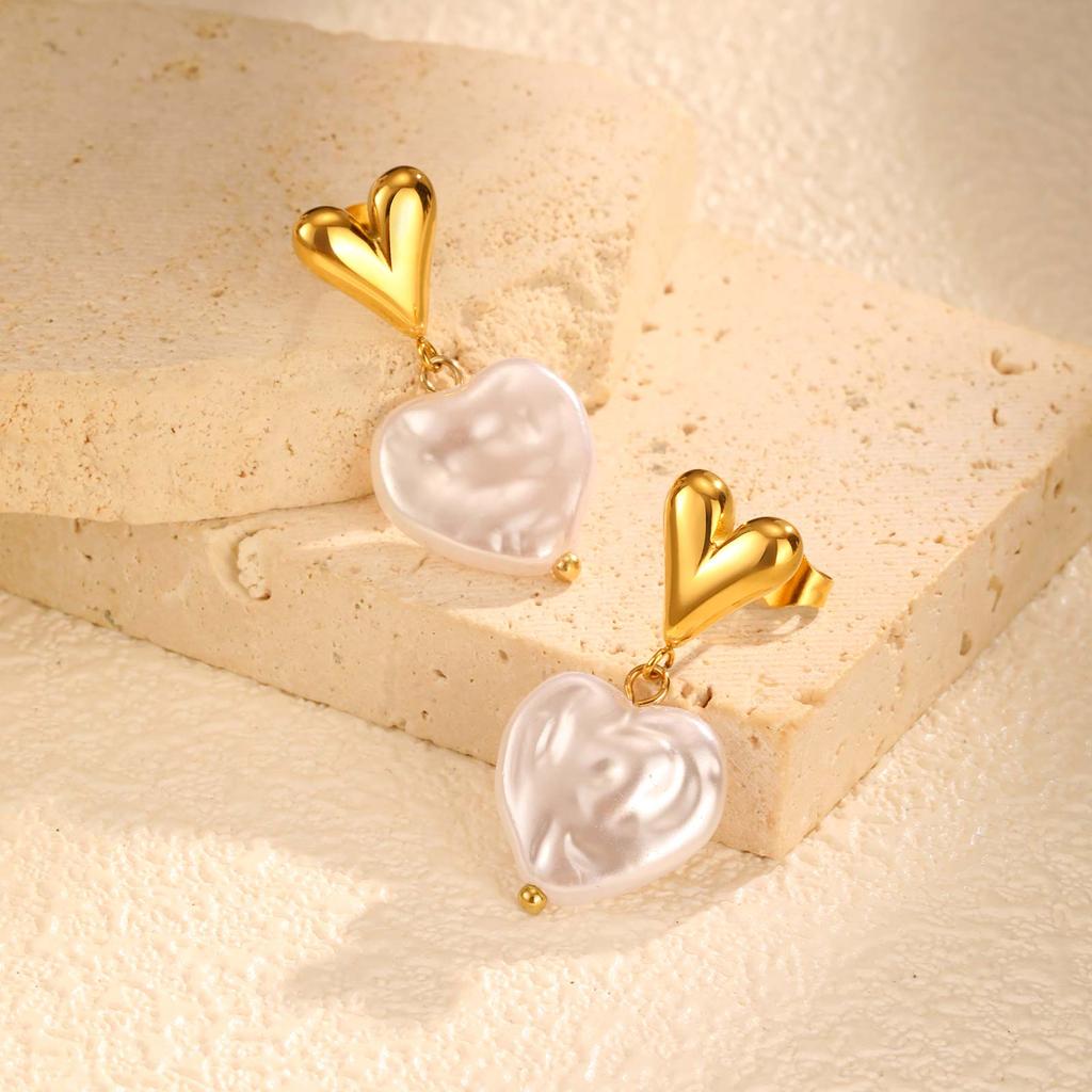 Elegant Heart Shape Imitation Pearl Water Drop Earrings,Stainless Steel Gold Plated Stud Earrings for Women,Charm Jewelry Gift