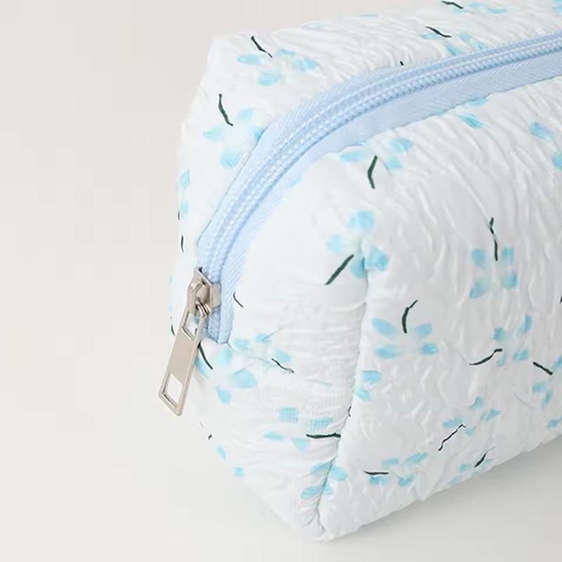 Floral Makeup Bag Cosmetic Organizer Bag Zipper Closure Cosmetic Holder Bag Multifunctional Travel Mountaineering Bag Gifts