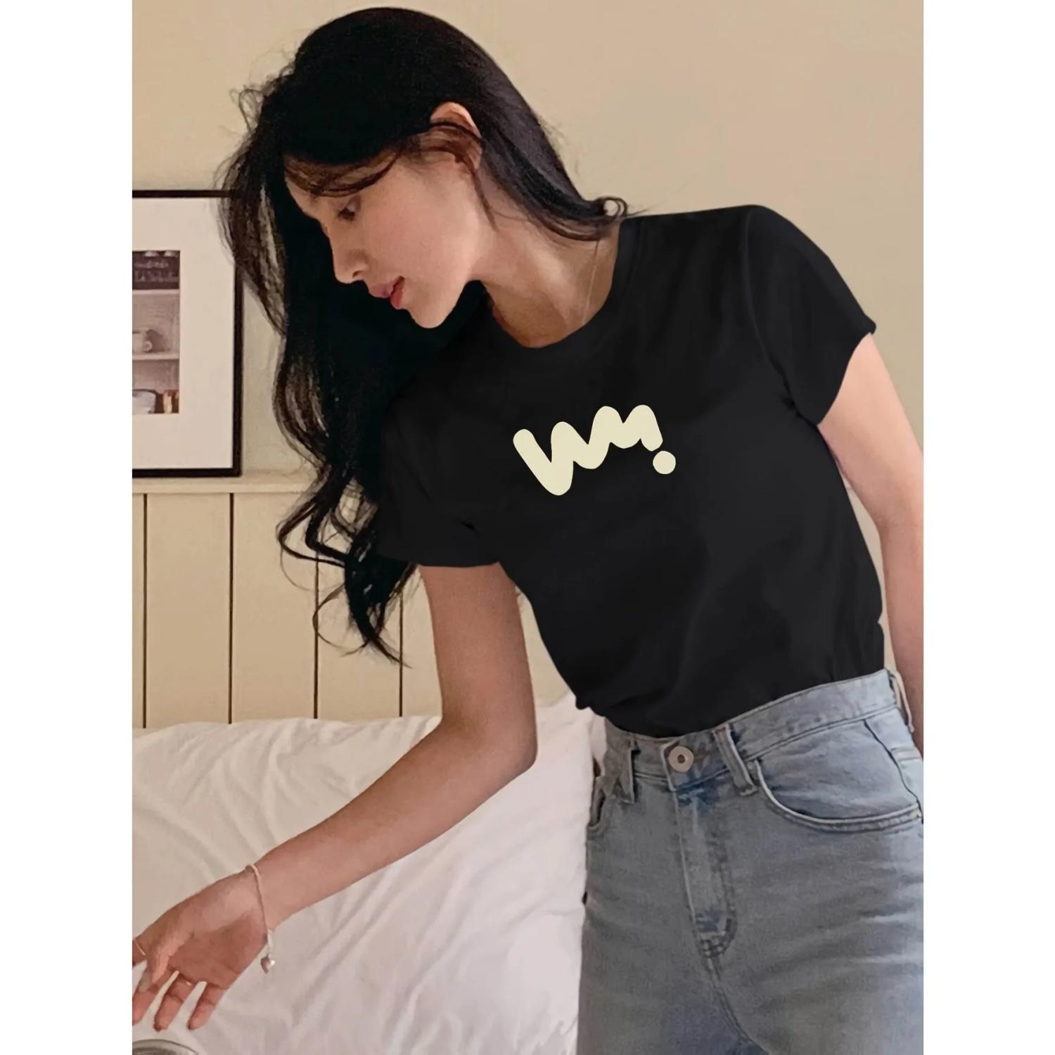 

Simple graffiti print short-sleeved T-shirt casual and versatile style suitable for women s summer daily wear and going out S