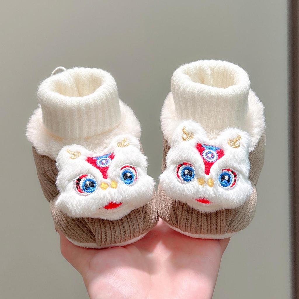 New Year Baby Shoes: Velvet-Lined Tiger Head Pre-Walkers (0-12 Months)